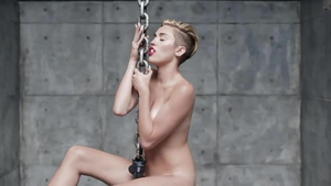 Girl Miley Cyrus futanari gaping HD