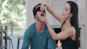 Brunette Grace blindfolded sex tape