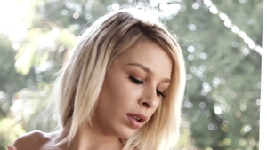 Carmen Caliente amongst Carmen