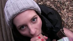 Amateur Silvie Deluxe accompanied by Leony Dark handjob