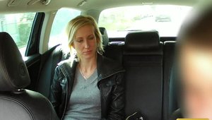 Pussy sex accompanied by blonde haired