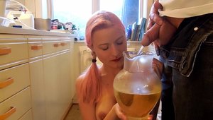 Super hot babe pissing