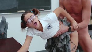 Team Skeet: Brunette Izzy Bell receiving facial