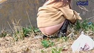 Pissing in the shower starring very hawt asian amateur